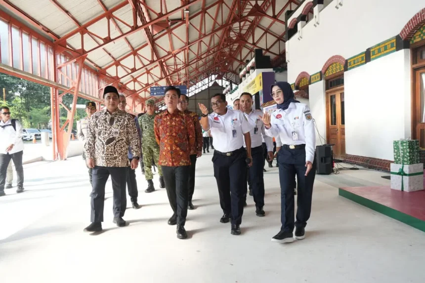 Kunjungan Wakil Presiden Ri Di Stasiun Semarang Tawang Pastikan Layanan Berjalan Optimal