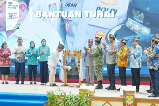 Gub Kalteng Katu Huma