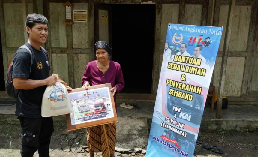 Kai Bandara Dan Paguyuban Wartawan Kulon Progo Salurkan Bantuan Sembako Dalam Rangka Hari Pers Nasional 2026