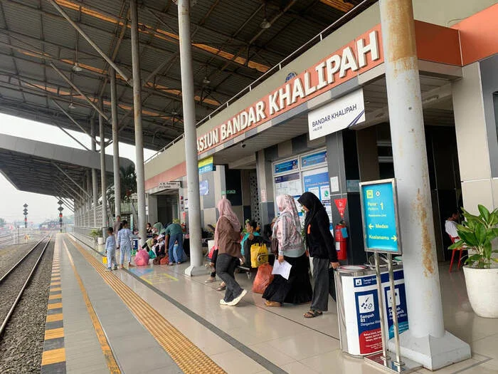 Semakin Diminati, Stasiun Bandar Khalipah Hubungkan Kereta Api Bandara Hingga Bus Listrik