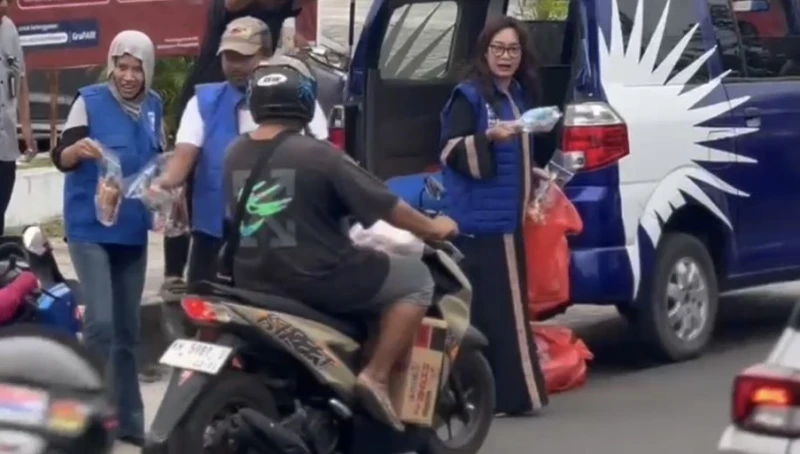 Berbagi Tajil