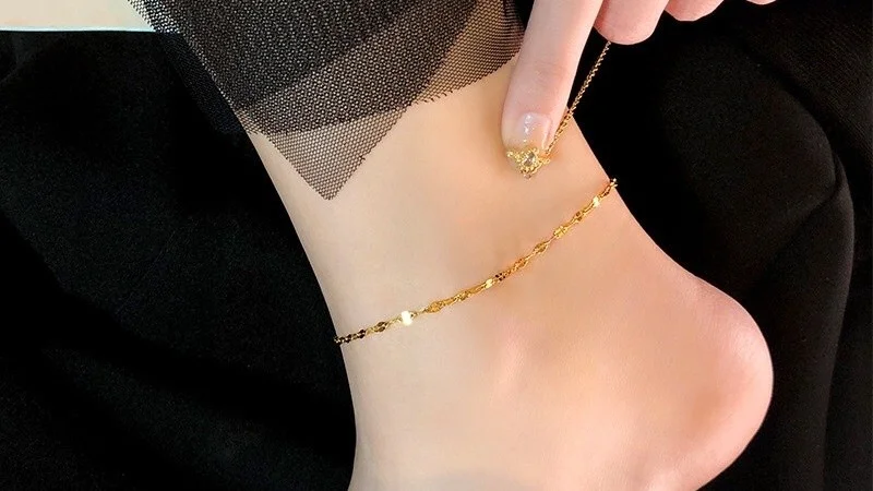 Gelang Kaki Perempuan