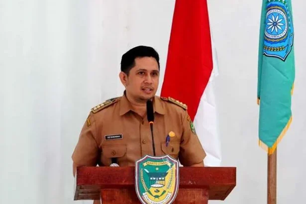 1201 Camat Lahei Barat Adi Suwarman