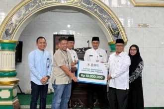 Bri Finance Berbagi Dalam Safari Ramadhan Di Masjid Jami’ Al Abror, Jakarta Selatan