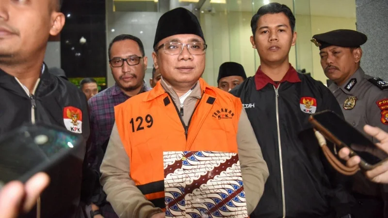 Kpk Tahan Mantan Menag Yaqut Cholil Qoumas