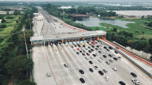 Tembus 523 Ribu Kendaraan Melintas Di Gerbang Tol Cikampek Utama (1)
