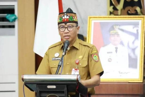 Leonard S Ampung