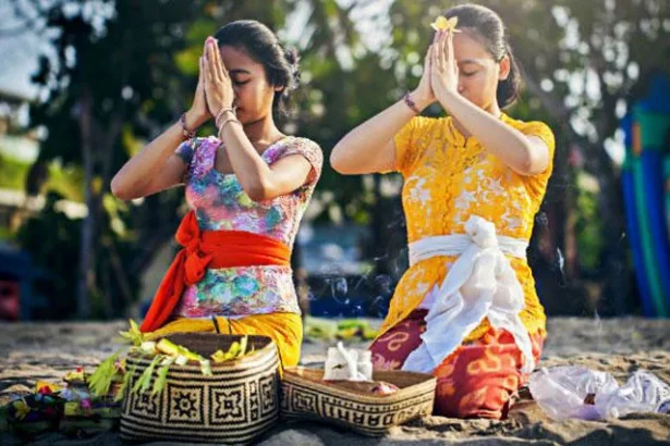 Rangkaian Dan Pantangan Nyepi