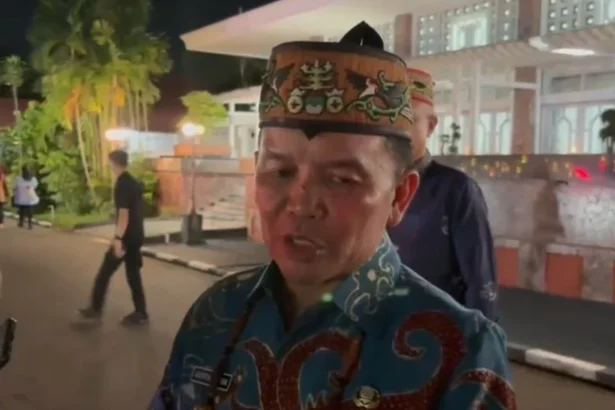Agustiar Sabran3