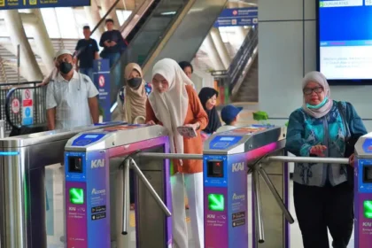 Hari Pertama Wfh Asn, Pengguna Lrt Jabodebek Turun 10 Persen, Layanan Tetap Optimal