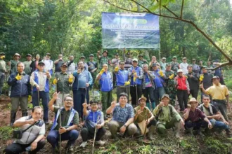 Lewat Program Ikonik, Pertamina Foundation Nyalakan Semangat Menjaga Bumi
