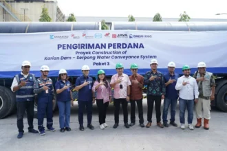 Perkuat Dukungan Infrastruktur Air Krakatau Pipe Resmi Memulai Pengiriman Perdana Proyek Karian