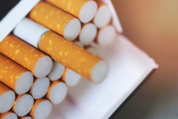 Ilustrasi Rokok Jemaah Haji