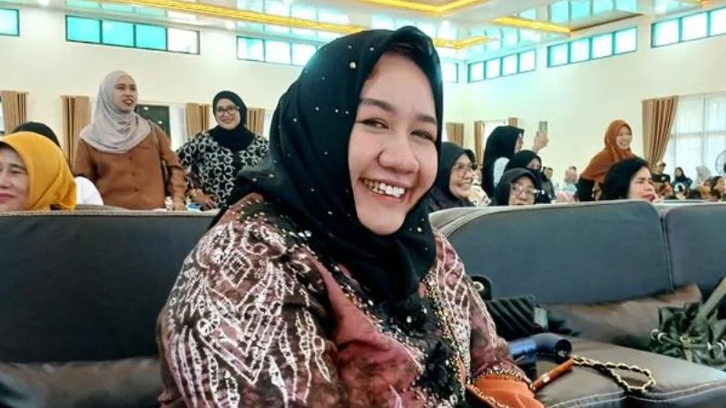 Anggota Dprd Barito Utara, Rosi Wahyuni