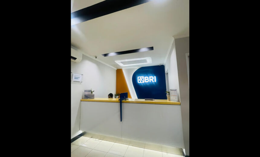 Bri Kk Mall Kelapa Gading Tetap Layani Transaksi Nasabah Saat Libur Melalui Weekend Banking (2)