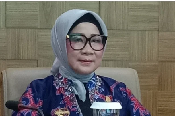 Netty Herawati11