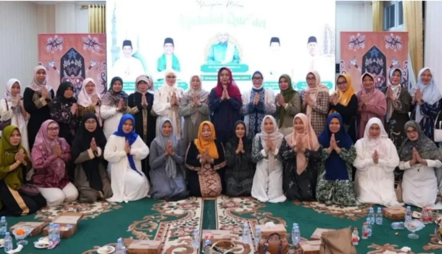 Dprd Netty N Sri Neni Hadirii Nuzulu Quran