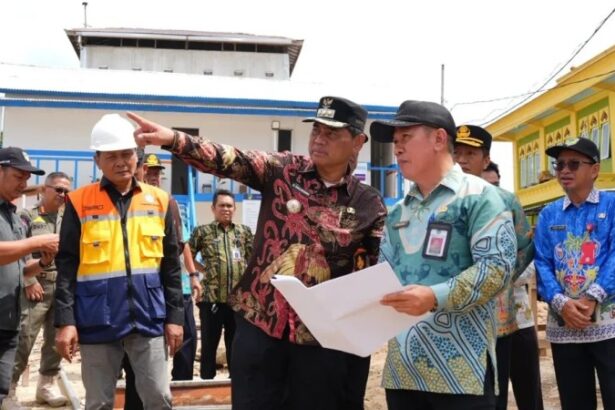 Bupati Barito Utara Shalahuddin