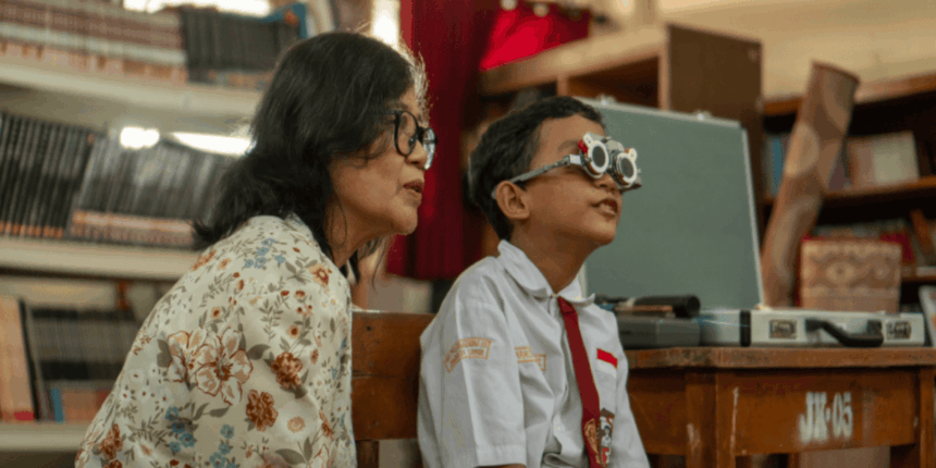 Dia Tak Bisa Melihat Tulisan Di Papan Tulis, 1.720 Orang Dalam Program #melihatmasadepan Memilih Untuk Mengubah Itu (1)