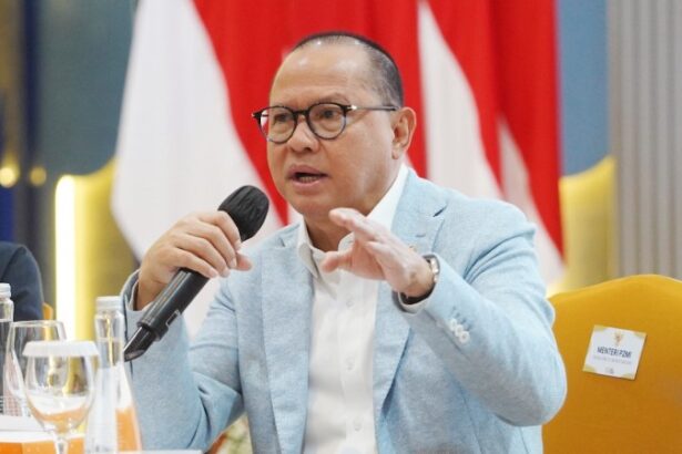 Menteri Perlindungan Pekerja Migran Indonesia, Mukhtarudin