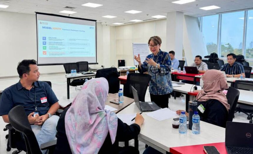 Program Pengembangan Kompetensi “leaders As Coaches” (2)