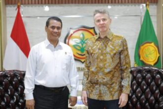 Cetak Sawah Di Dadahup Kapuas