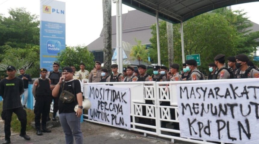 Demo Pln Protes Pemadaman