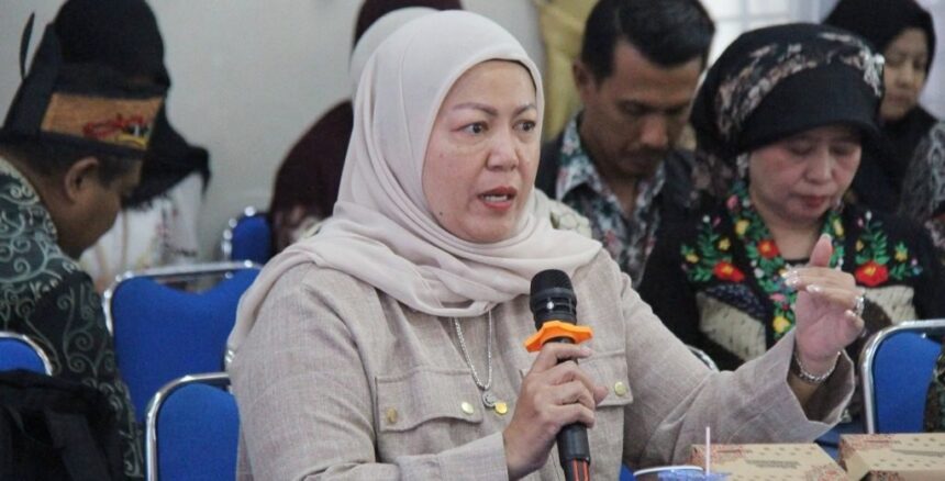 Henny Rosgiaty Rusli