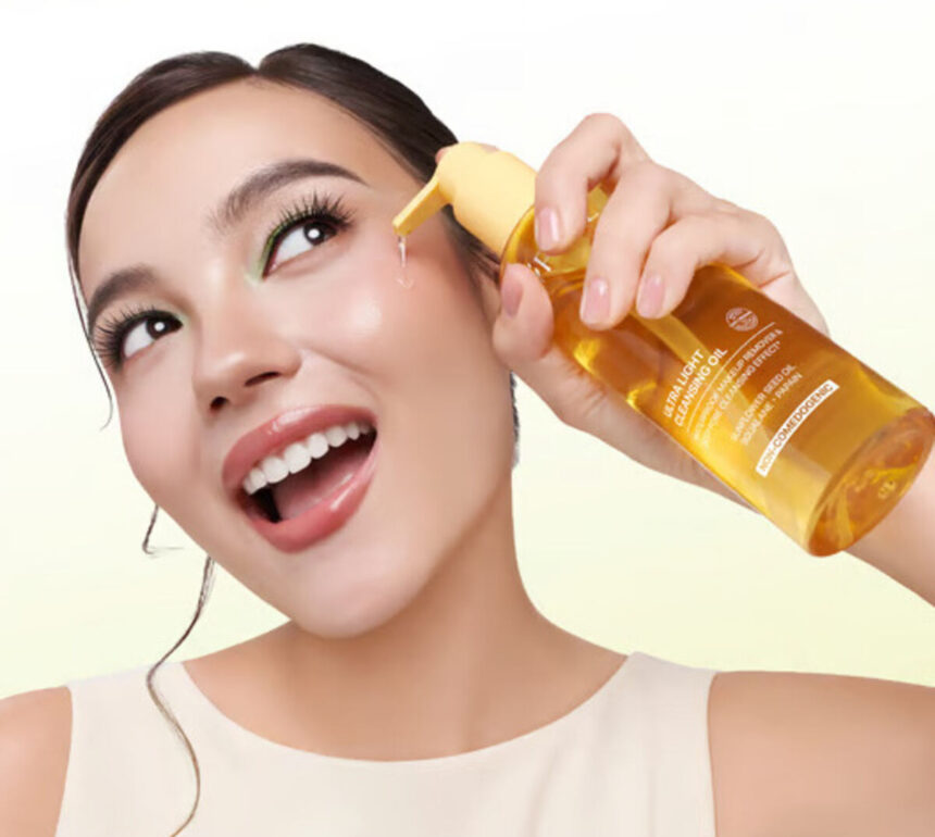 Npure Ultra Light Cleansing Oil Solusi Untuk Kulit Sehat Dan Bercahaya