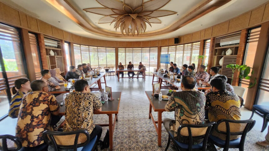 Perkuat Transformasi Mikro, Bri Region 6 Jakarta 1 Gelar Pembekalan Motivasi Dan Sharing Session Bersama Direktur Mikro