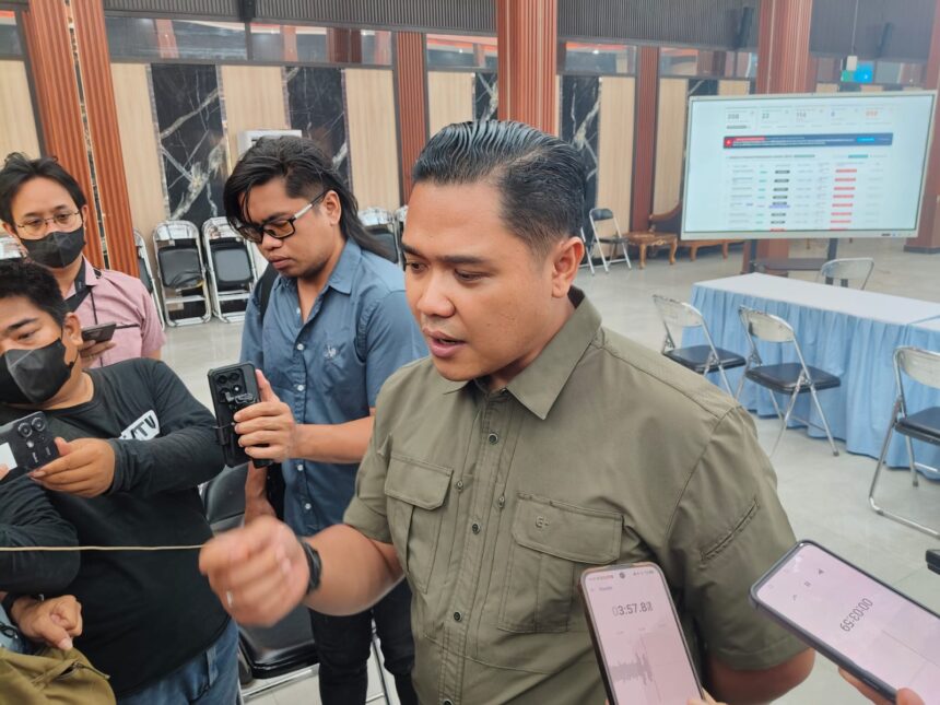 Kepala Dinas Pendidikan Provinsi Kalimantan Tengah, Muhammad Reza Prabowo Usai Lakukan Pemantauan Kegiatan Pembelajaran Jarak Jauh di Aula Berkah kantor Dinas Pendidikan, Senin (31/08/2026).