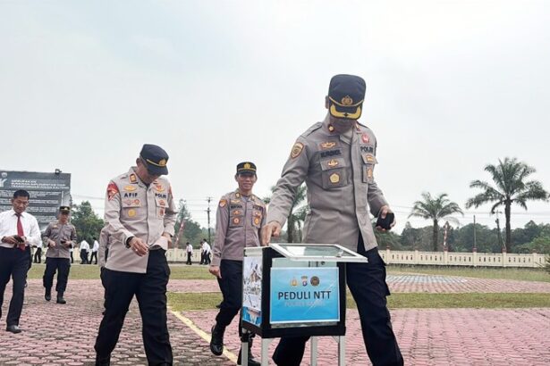 Galang Dana Polres Barsel