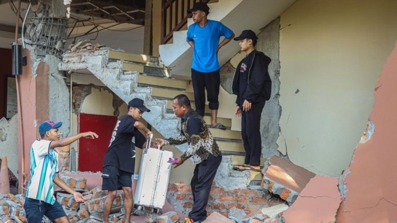 Gempa Ntt