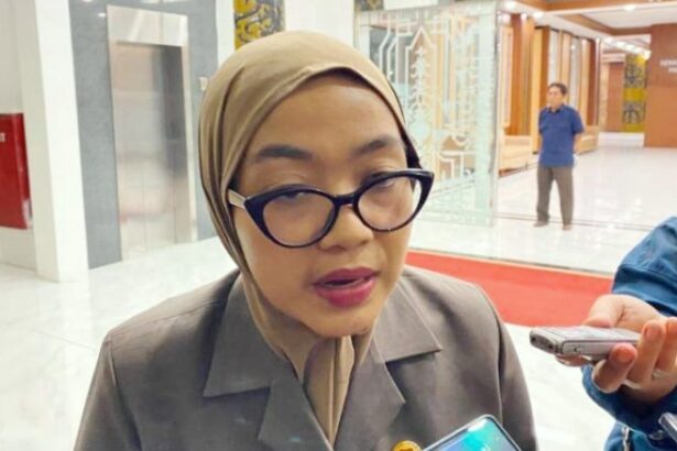 Wakil Ketua I DPRD Kalteng, Riska Agustin
