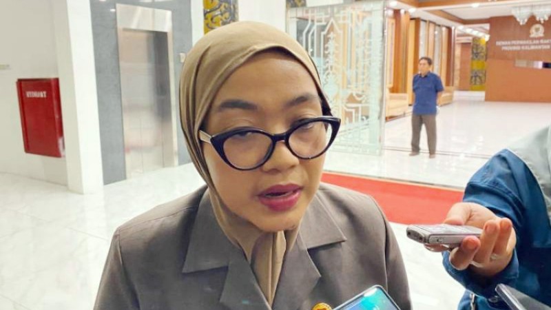 Wakil Ketua I DPRD Kalteng, Riska Agustin