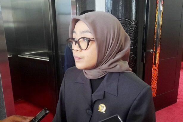 Wakil Ketua I DPRD Kalteng, Riska Agustin