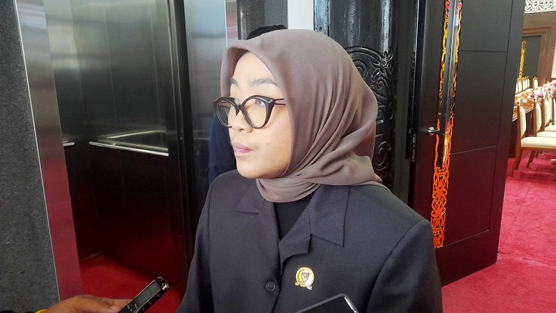 Wakil Ketua I DPRD Kalteng, Riska Agustin