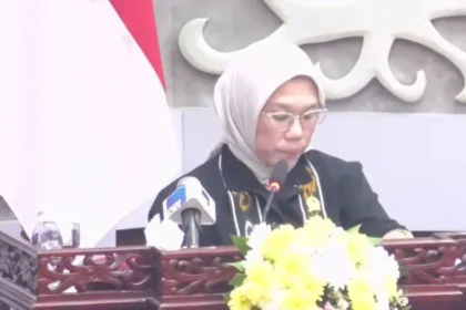Juru Bicara Fraksi PKB DPRD Kalteng, Pipit Setyorini, dalam Rapat Paripurna ke-3 Masa Persidangan I Tahun Sidang 2026, Kamis (10/9/2026)