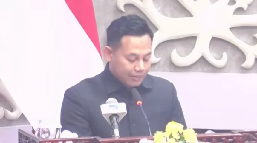 Juru Bicara Fraksi Partai Gerindra Kalteng, Wengga Febri Dwi Tananda, dalam Rapat Paripurna ke-6 Masa Persidangan I Tahun Sidang 2026 DPRD Kalteng, Selasa (15/9/2026).
