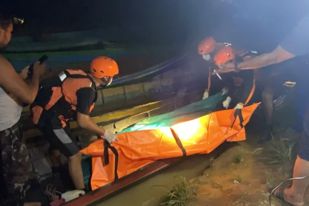 Pencarian terhadap Epek Adi Purnomo (50) alias Bakir, penambang yang dilaporkan tenggelam saat menyelam di Sungai Kasongan, Desa Talian Kereng, Kabupaten Katingan, berakhir. Tim SAR Gabungan menemukan korban dalam kondisi meninggal dunia, Senin (28/9/2026) malam.