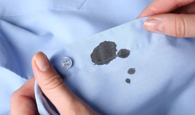 Cara Menghilangkan Noda Tinta Di Baju