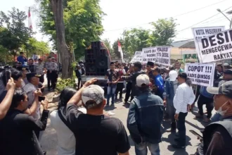 Demo Desil Pasuruan