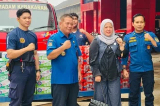 Henny Rosgiaty Rusli Kunjungi Damkar