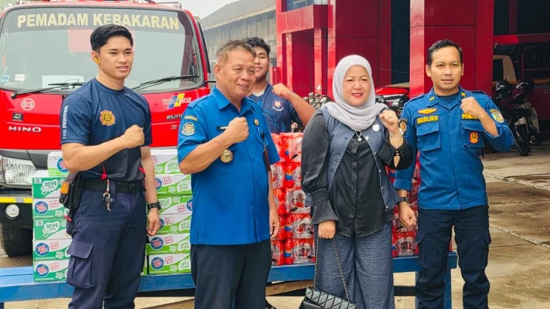 Henny Rosgiaty Rusli Kunjungi Damkar