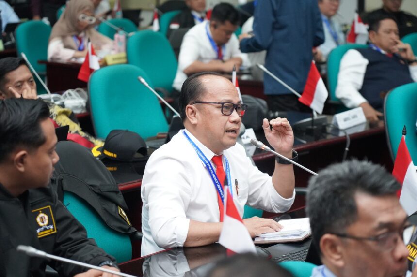 Direktur Pusat IPTEK dan Inovasi Gambut Universitas Palangka Raya (UPR), Hendrik Segah, Ph.D.