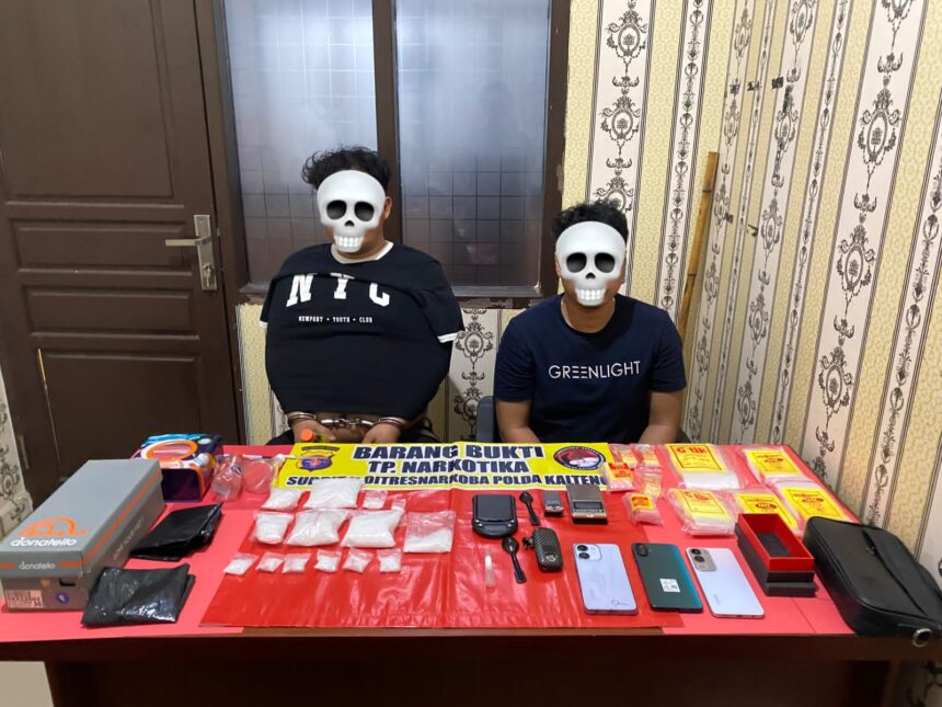 Dua pria berinisial AR (33) dan RAF (33) diamankan sebagai terduga pengedar.