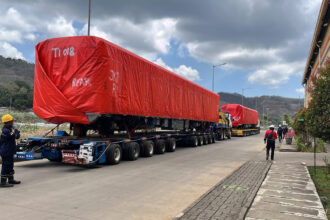 Kai Logistik Rampungkan Pengiriman 8 Unit Krl Dari Banyuwangi Ke Kalimas