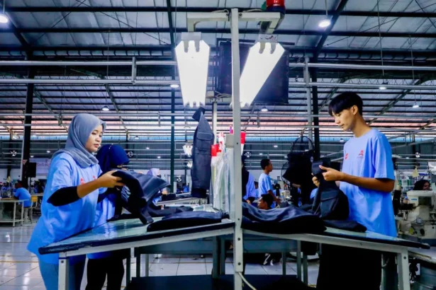 Mengintip Dapur Produksi Pt Akarsa Garment Indonesia Vendor Utama Seragam Korporat Dan Fesyen Lokal