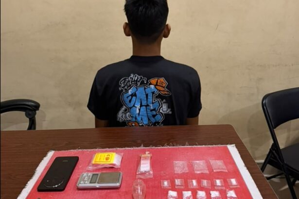 Satresnarkoba Polresta Palangka Raya mengamankan seorang pria berinisial NR alias EV (26) dalam pengungkapan dugaan peredaran narkotika di Jalan Epapras I, Komplek BMT Perak 4, Kelurahan Kereng Bangkirai, Kecamatan Sabangau, Selasa (13/10/2026).