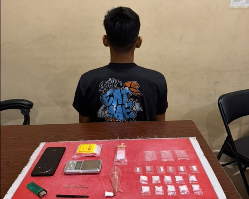 Satresnarkoba Polresta Palangka Raya mengamankan seorang pria berinisial NR alias EV (26) dalam pengungkapan dugaan peredaran narkotika di Jalan Epapras I, Komplek BMT Perak 4, Kelurahan Kereng Bangkirai, Kecamatan Sabangau, Selasa (13/10/2026).